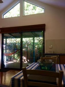 Gallery image of Byron Beach Cabin in Byron Bay