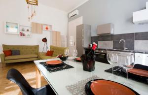 A kitchen or kitchenette at Andrassy Boulevard