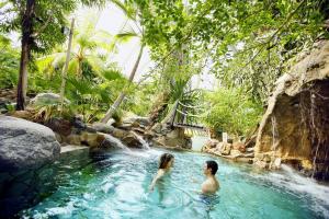 Bazén v ubytování Center Parcs Erperheide nebo v jeho okolí
