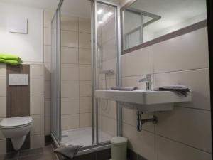 Kúpeľňa v ubytovaní Ferienhaus Ötztal-Lodge