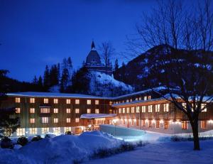 JUFA Hotel Mariazell during the winter