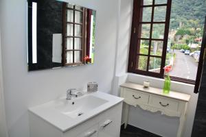 Nespecifikovaný výhled na hory nebo výhled na hory při pohledu z apartmánu + 37 fotografií