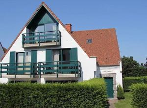 Το κτήριο όπου στεγάζεται  το διαμέρισμα