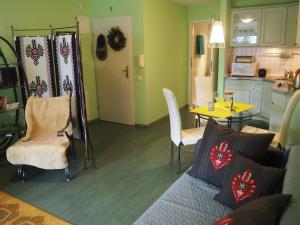 Kuchyňa alebo kuchynka v ubytovaní Apartament Zielone Studio