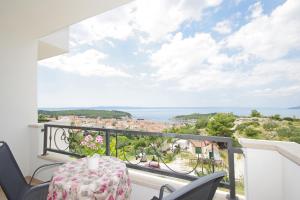 Foto da galeria de Apartments Herceg em Makarska