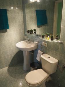 Kúpeľňa v ubytovaní Apartament Zielone Studio + 8 fotografií
