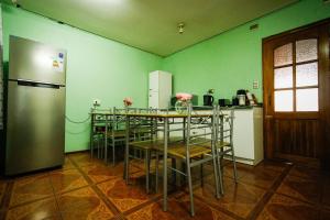 Imagen de la galería de Hostel El Alcazar, en Villarrica