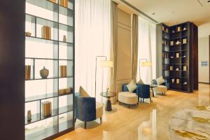 Χώρος καθιστικού στο LJZ Supreme Tower Hotel