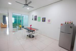 Gallery image of THE ONLY SEA VIEW IN TOWN in Kuah