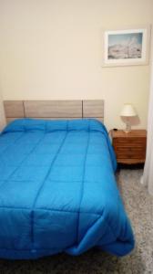 Posteľ alebo postele v izbe v ubytovaní Piso cerca mezquita + 7 fotografií