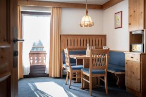 Posezení v ubytování Hotel Alpenrose