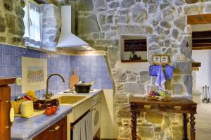Kuchyňa alebo kuchynka v ubytovaní Holiday Home Ruža