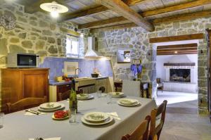 Fotografia z galérie ubytovania Holiday Home Ruža v destinácii Gračišće