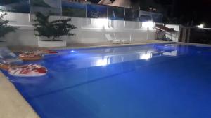 Kolam renang di atau dekat dengan Adams View Hotel