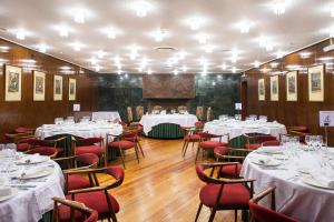 En restaurant eller et andet spisested på Hotel Goya