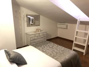 Postel nebo postele na pokoji v ubytování Casa Rural La Toza de Avelino + 25 fotografií
