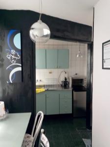 Una cocina o kitchenette en Isurus departamento completo