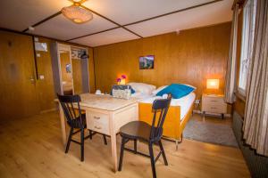 Posezení v ubytování Hotel Hornerpub + 37 fotografií