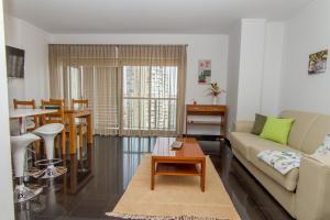 Et opholdsområde på Apartamentos Turisticos Rocha Tower - MI