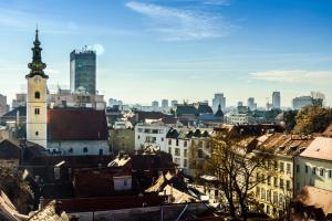 Nespecifikovaný výhled na destinaci Záhřeb nebo výhled na město při pohledu z apartmánu