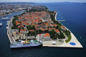 Afbeelding uit fotogalerij van Apartments Branimir in Zadar