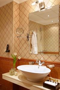 Ένα μπάνιο στο Premier Luxury Mountain Resort