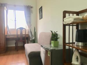 Postel nebo postele na pokoji v ubytování Anh Duong Hotel
