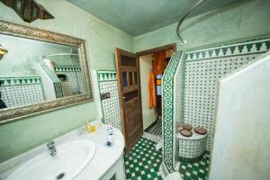 Koupelna v ubytování Riad Ghita Palace