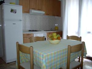 Kuchyň nebo kuchyňský kout v ubytování Apartments Vini and Ivana
