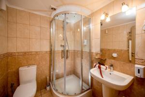 Koupelna v ubytování Hotel&SPA Pysanka, Готель Писанка, 3 сауни та джакузі - індивідуальний відпочинок у СПА