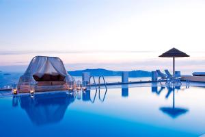 Piscina en o cerca de Santorini Princess Spa Hotel