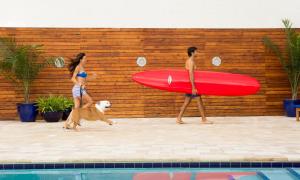 Bazén v ubytování Sole Miami, A Noble House Resort nebo v jeho okolí