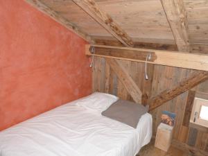Postel nebo postele na pokoji v ubytování La Cubelette