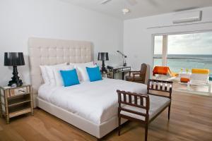 Gallery image of The Manoah Boutique Hotel in Shoal Bay Village