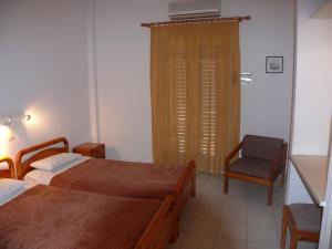 Gallery image of Sylvia Studios in Agia Marina Aegina