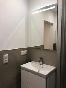 Koupelna v ubytování Apartment am Erlanger Burgberg + 3 fotografie