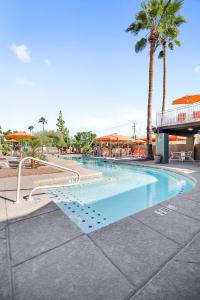 Bassein majutusasutuses Scottsdale Parkview või selle lähedal