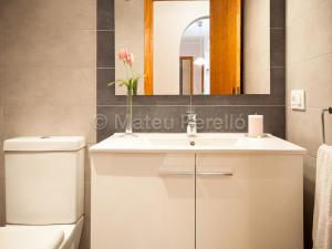 Koupelna v ubytování Apartamentos Obelisc