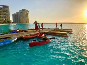 ラ・セレナにあるLa Serena Laguna del Marのギャラリーの写真 +68枚の写真