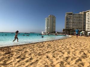 ラ・セレナにあるLa Serena Laguna del Marのギャラリーの写真