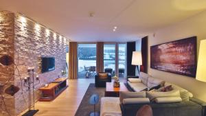Televisyen dan/atau pusat hiburan di Geinberg5 Private Spa Villas