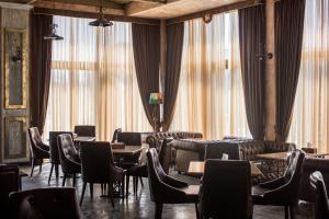 Posezení v ubytování Caucasus Hotel + 37 fotografií