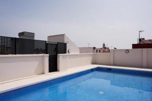 
The swimming pool at or near Atico terraza privada piscina centro ac nuevo 1hab
