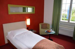 Voodi või voodid majutusasutuse Hotel Urs und Viktor toas