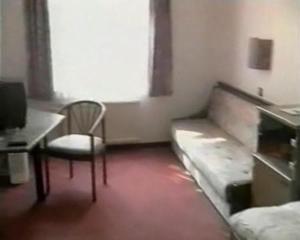 Postel nebo postele na pokoji v ubytování Hotel Merkur Garni + 1 fotografie