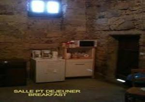 Kuchyň nebo kuchyňský kout v ubytování Auberge de Jeunesse Chez Mc Donald