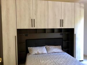 Postel nebo postele na pokoji v ubytování Calypso Home Sea View
