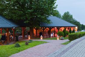 Zahrada ubytování Hotel Jaskółka