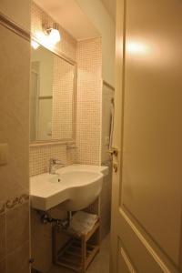 Kylpyhuone majoituspaikassa Al Duomo Inn
