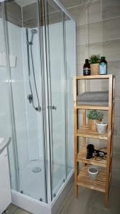 Un baño de Sint-Jans Appartments 37 fotos más